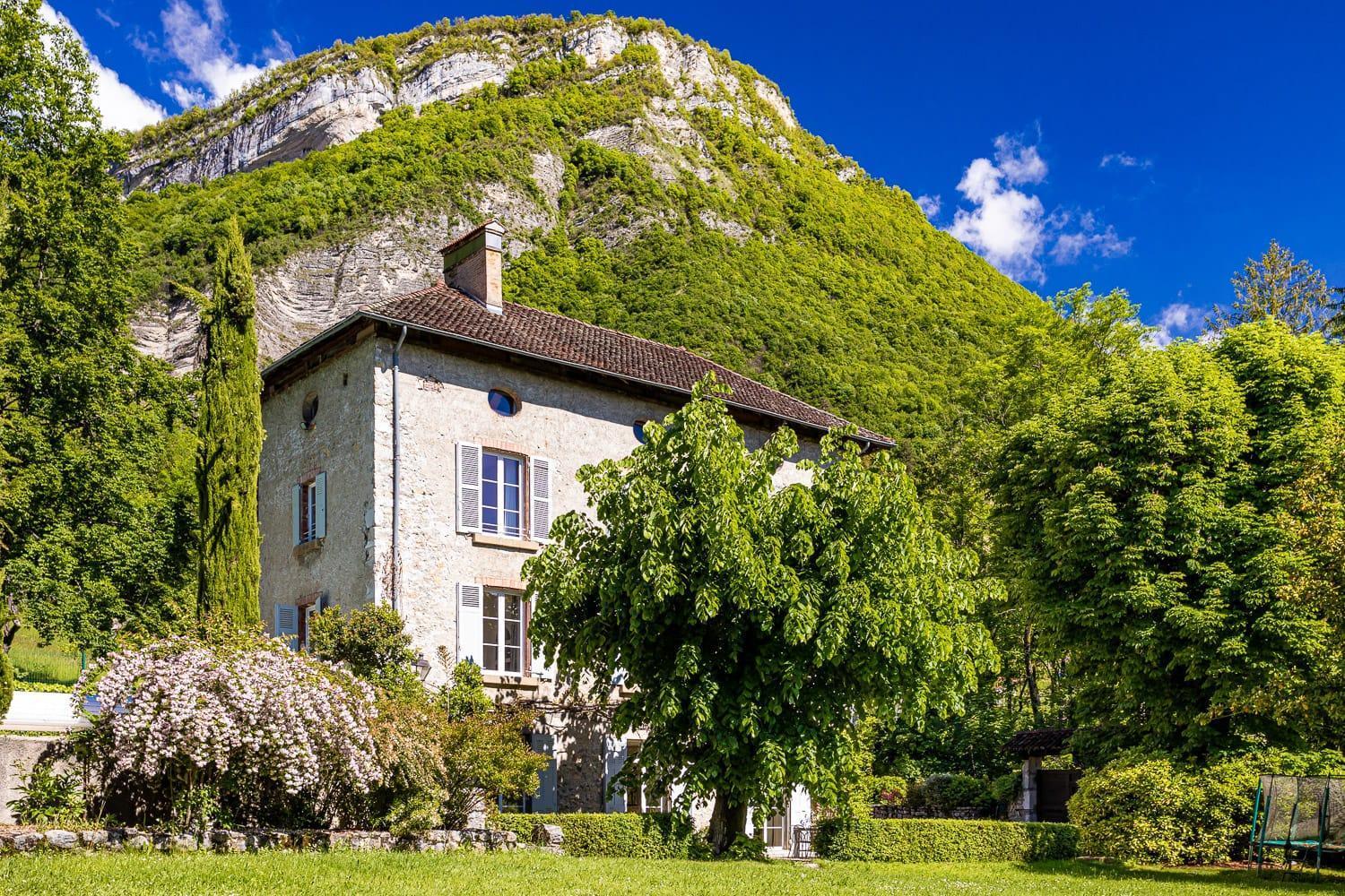 Chateau Monts Blancs Lumbin ภายนอก รูปภาพ